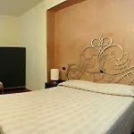 Albatros Hotel Отель 4*
