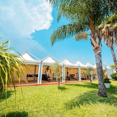Albatros Hotel Отель 4*